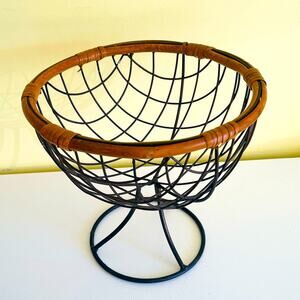 Vtg Rattan Wire Pedestal Basket Bowl Fruit Rustic Farmhouse Farm-Fresh Eggs